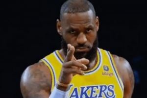  惨败！美湖蜜：湖人需要GOAT詹姆斯 想争冠还得交易补强&问题很多