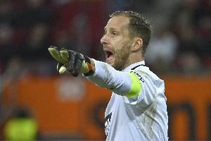  鲍曼：战斯洛伐克准备方式没有不同，进入比赛必须有良好的态度